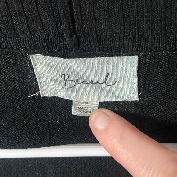 Women’s black cardigan - Picture 3 of 3